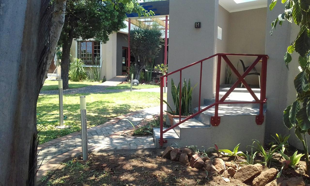 Cu Guest House Phalaborwa Ngoại thất bức ảnh