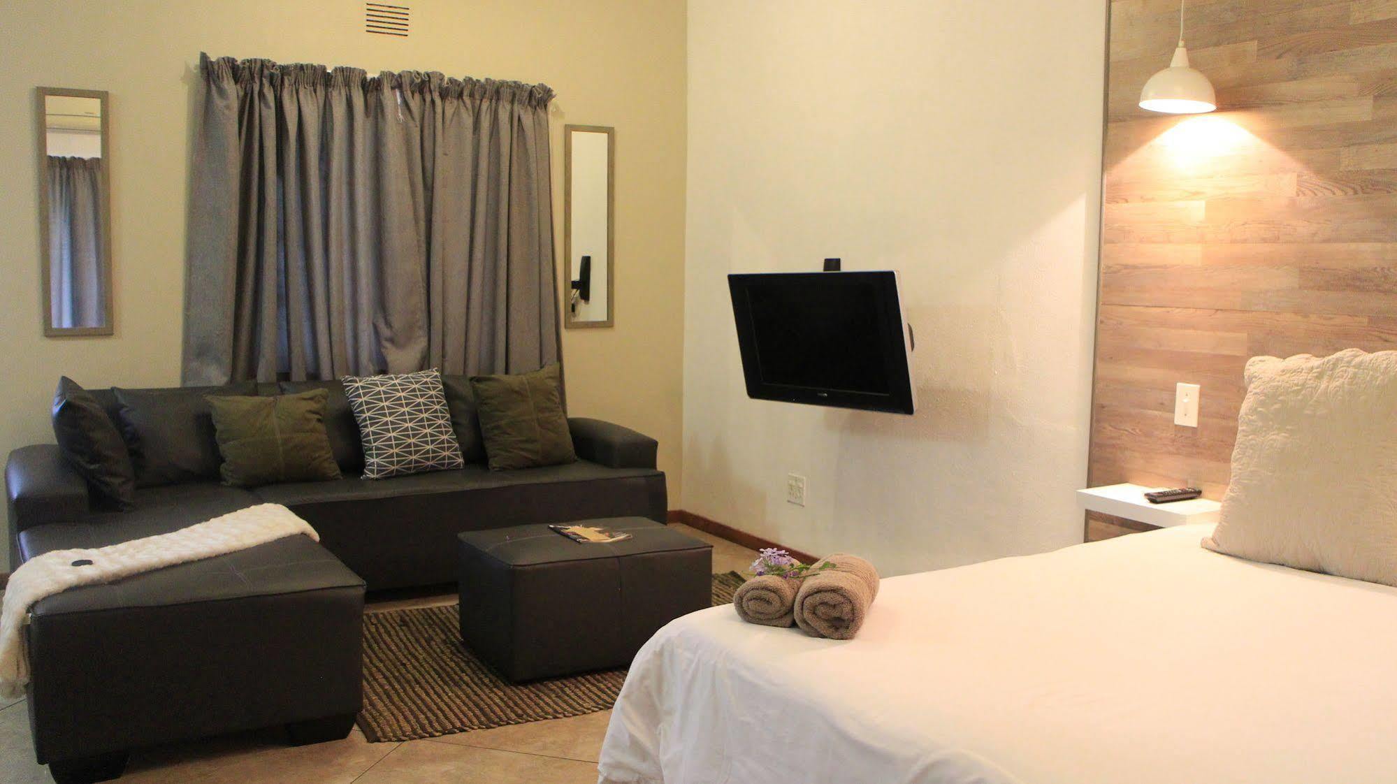 Cu Guest House Phalaborwa Ngoại thất bức ảnh