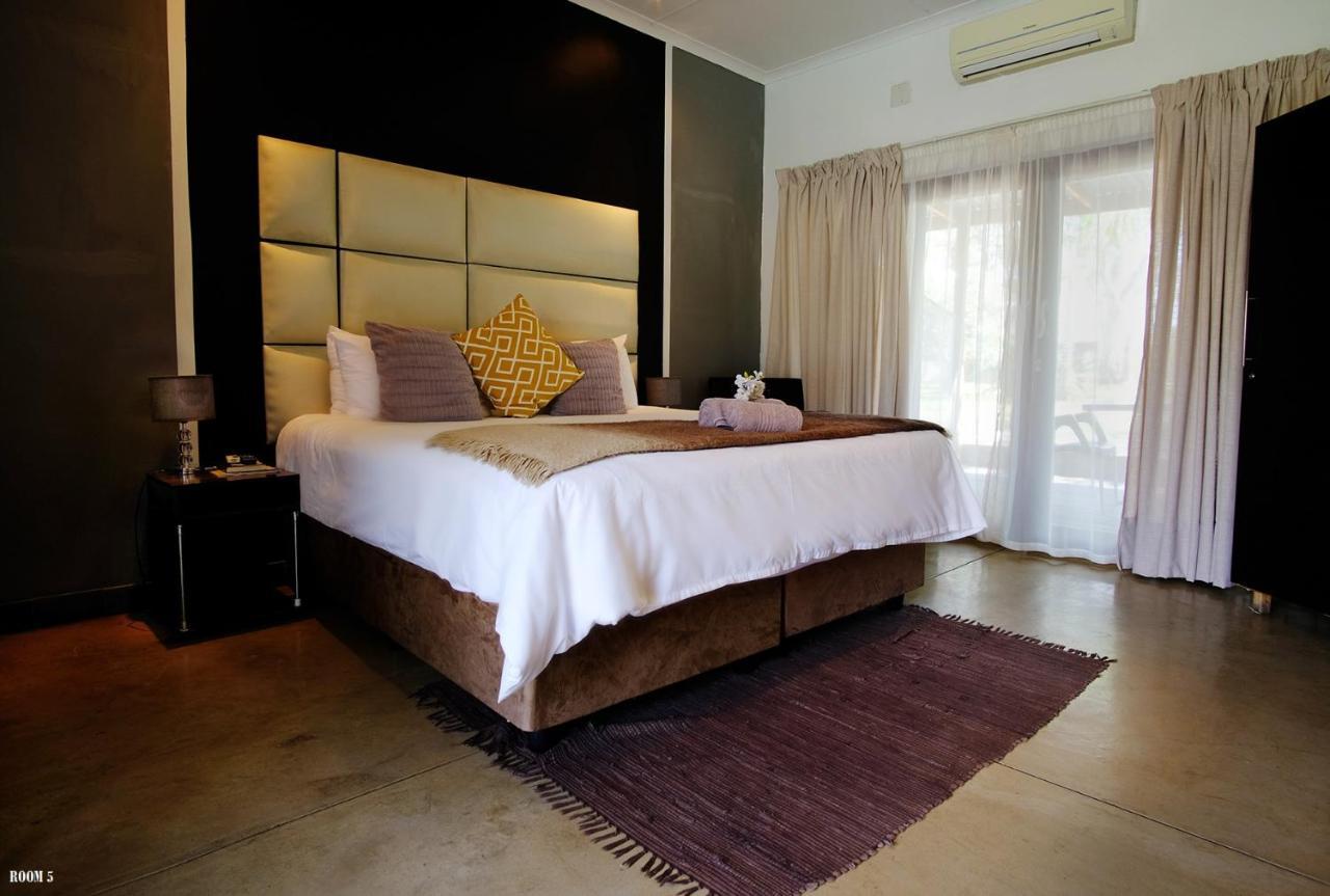 Cu Guest House Phalaborwa Ngoại thất bức ảnh